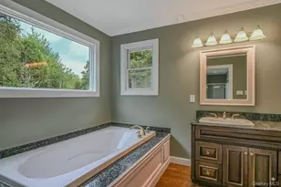 4 Skunk Hollow Rd, Huntington, NY 11743 - Photo 19