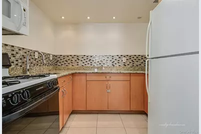 110-11 Queens Boulevard #3L, Forest Hills, NY 11375 - Photo 29