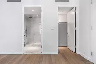 505 W 43rd St, New York, NY 10036 - Photo 13