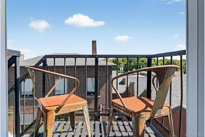 22 Cottage Street, Middletown, NY 10940 - Photo 27