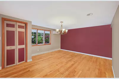 40 Valentine Avenue, Glen Cove, NY 11542 - Photo 11