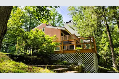 402 Hortontown Road, Hopewell Junction, NY 12533 - Photo 7