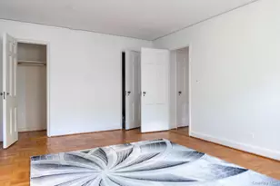 7 Chateaux Cir, Scarsdale, NY 10583 - Photo 13