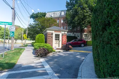 7 Chateaux Circle #7E, Scarsdale, NY 10583 - Photo 25