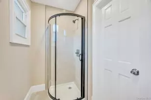 103 Calla Ave, Floral Park, NY 11001 - Photo 21