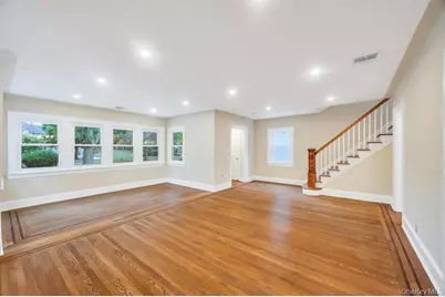 103 Calla Avenue, Floral Park, NY 11001 - Photo 7