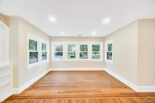 103 Calla Ave, Floral Park, NY 11001 - Photo 9