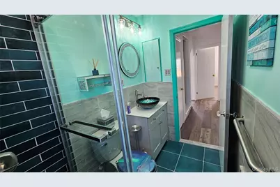 956 Hillside Boulevard, New Hyde Park, NY 11040 - Photo 9