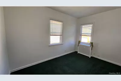 956 Hillside Boulevard, New Hyde Park, NY 11040 - Photo 13