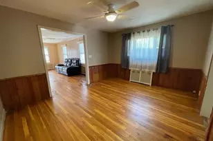 45 Cedar Ave, Farmingdale, NY 11735 - Photo 9