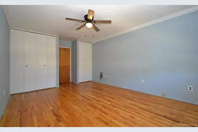 11 Glen Hollow Drive #D15, Holtsville, NY 11742 - Photo 11