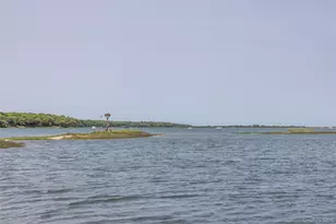 29 Oyster Pond Ln, East Hampton, NY 11937 - Photo 27