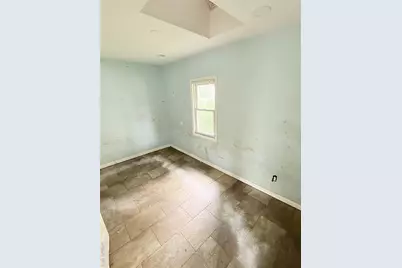 210 Dartmouth Street, Hempstead, NY 11550 - Photo 11