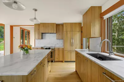 21 Thompson Road, Shelter Island, NY 11964 - Photo 15