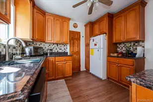 48 Davison, Rockville Centre, NY 11570 - Photo 9