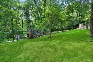 2 Charlotte Pl, Monroe, NY 10950 - Photo 33