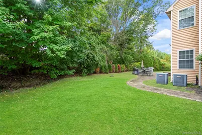 22 Southview Circle, Lake Grove, NY 11755 - Photo 33