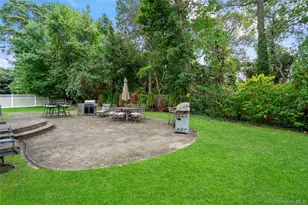 22 Southview Cir, Lake Grove, NY 11755 - Photo 37