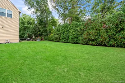 22 Southview Circle, Lake Grove, NY 11755 - Photo 39