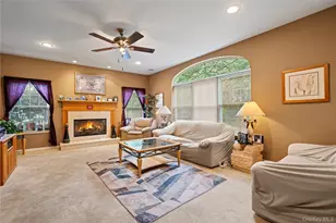 22 Southview Cir, Lake Grove, NY 11755 - Photo 19