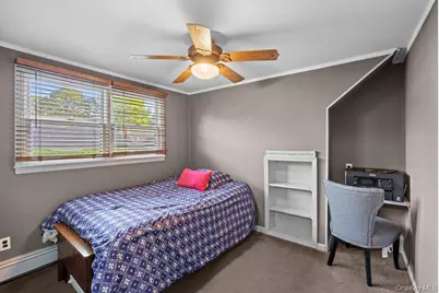 37 Newark Street, Lindenhurst, NY 11757 - Photo 25