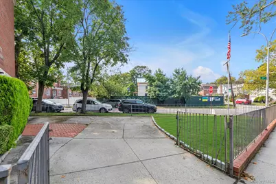 28-15 Bayside Lane, Flushing, NY 11358 - Photo 11