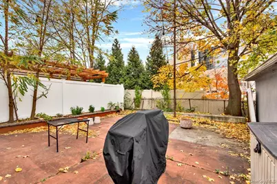 1610 Hering Avenue, Bronx, NY 10461 - Photo 29