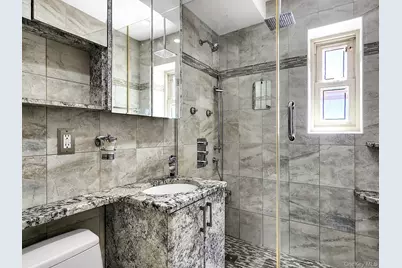 66-10 149th Street #1A, Flushing, NY 11367 - Photo 9