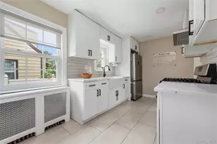 11 Dewitt St, Valley Stream, NY 11580 - Photo 7