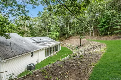 334 Bread and Cheese Hollow Road, Northport, NY 11768 - Photo 33