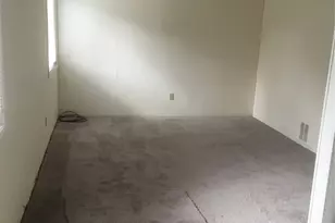 11 Howard St, Poughkeepsie, NY 12601 - Photo 5