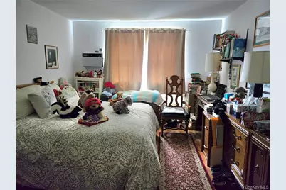 230-06 Kingsbury Avenue #B, Oakland Gardens, NY 11364 - Photo 9