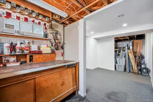 2327 Cleveland St, Bellmore, NY 11710 - Photo 31