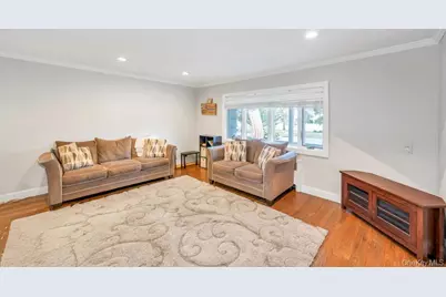 2327 Cleveland Street, Bellmore, NY 11710 - Photo 7