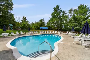 1001 Williamsburg Dr, Mahopac, NY 10541 - Photo 21