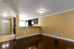 1001 Williamsburg Dr, Mahopac, NY 10541 - Photo 7