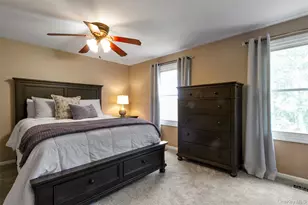 1001 Williamsburg Dr, Mahopac, NY 10541 - Photo 11