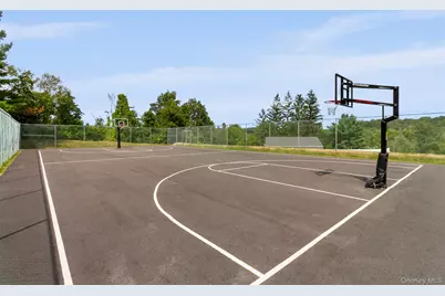 1001 Williamsburg Drive, Mahopac, NY 10541 - Photo 23