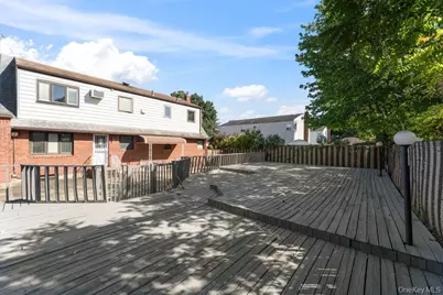 376 Hunnewell Avenue, Elmont, NY 11003 - Photo 23