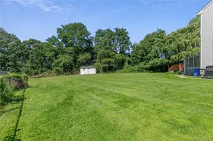 5 Naomi Ct, Melville, NY 11747 - Photo 33