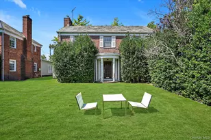 30 Beechwood Dr, Lawrence, NY 11559 - Photo 3