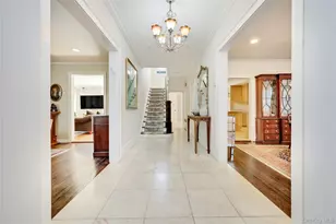 19 Margaret Ave, Lawrence, NY 11559 - Photo 5