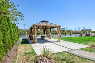 59 Western Concourse, Amityville, NY 11701 - Photo 33