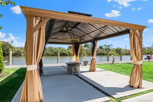 59 Western Concourse, Amityville, NY 11701 - Photo 3