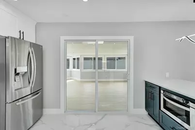 18 Mist Lane, Westbury, NY 11590 - Photo 7