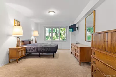 1 Kensington Gate #112, Great Neck, NY 11023 - Photo 11