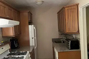 21-38 202nd St, Bayside, NY 11360 - Photo 3