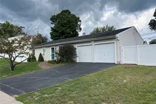 43 Rush St, Port Jefferson Station, NY 11776 - Photo 3