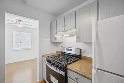 201 Commons Way Unit E, Fishkill, NY 12524 - Photo 15