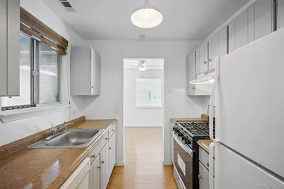 201 Commons Way Unit E, Fishkill, NY 12524 - Photo 13